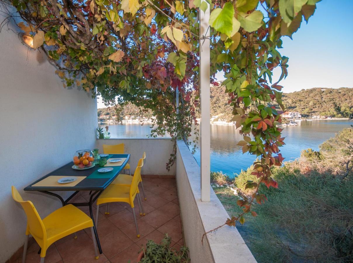 Apartmani Jagoda Lastovo Exterior foto